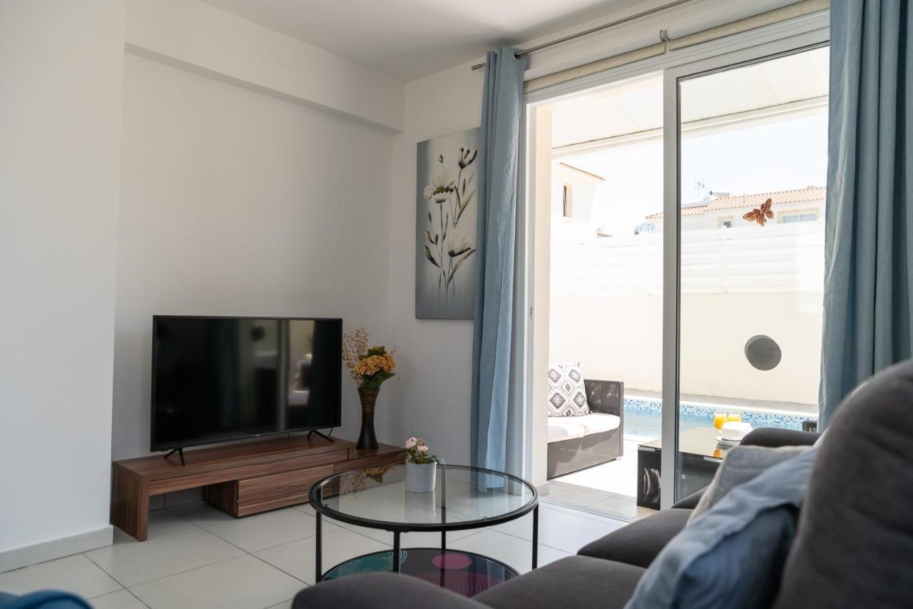 Dafni Villa Ekaterina 3 Bdrm Protaras Bagian luar foto