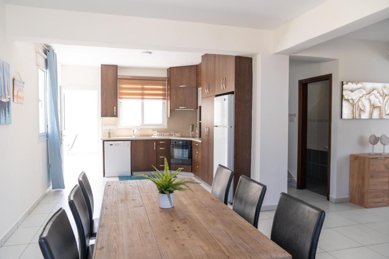 Dafni Villa Ekaterina 3 Bdrm Protaras Bagian luar foto