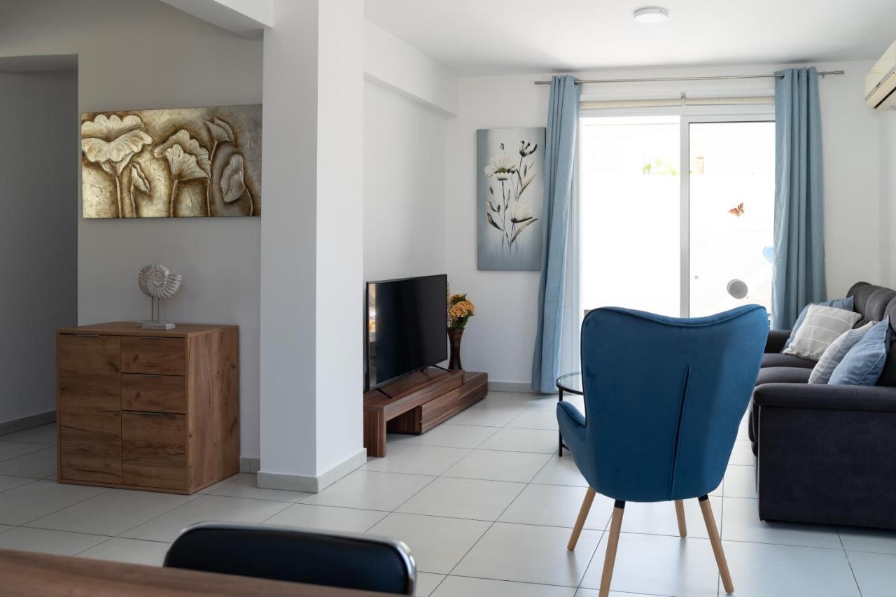 Dafni Villa Ekaterina 3 Bdrm Protaras Bagian luar foto