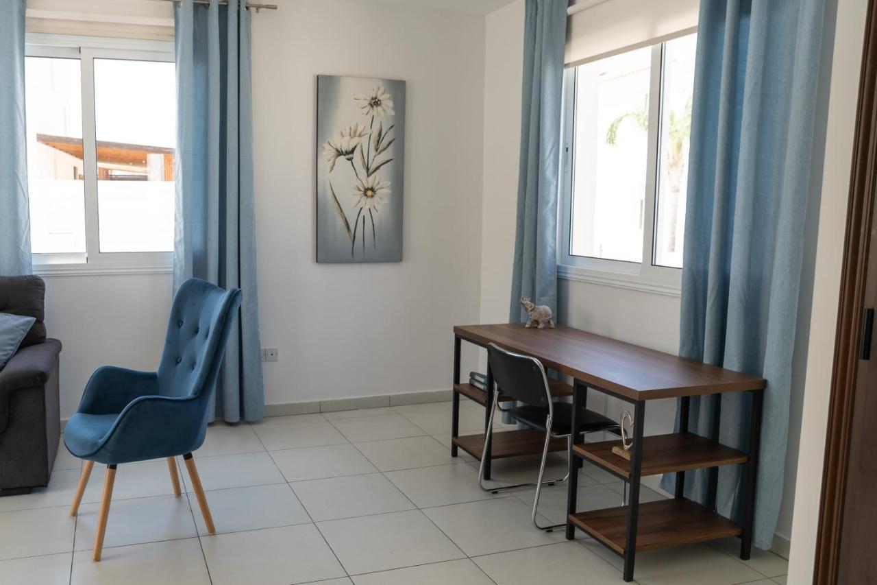 Dafni Villa Ekaterina 3 Bdrm Protaras Bagian luar foto